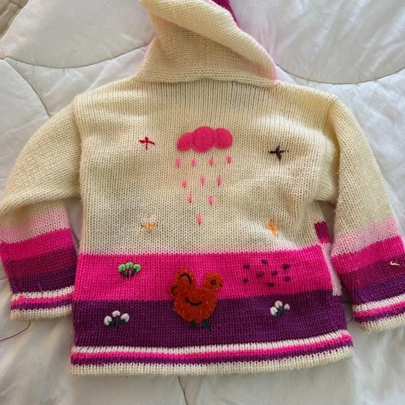 Colorful Knit Hooded Cardigan with Animal Design - Picture 4 of 9